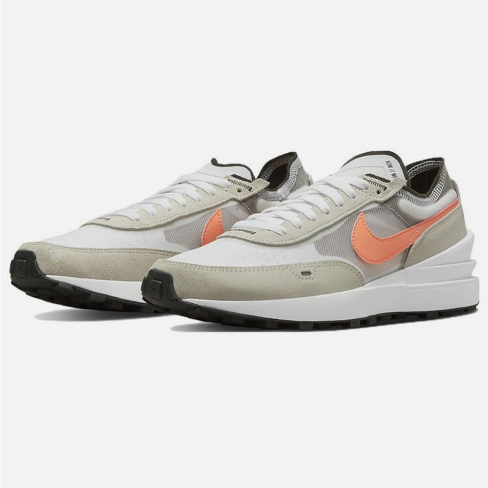 Nike Women's Sneakers in White and Orange
